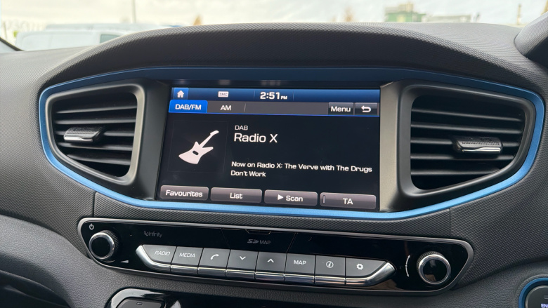 Hyundai IONIQ 1.6 GDi Hybrid Premium 5dr DCT Hybrid Hatchback